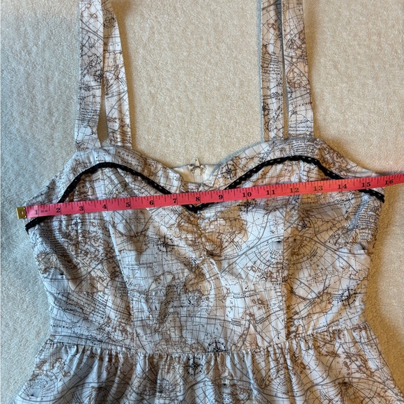 Hot Topic Map Atlas Print Dress, Black Trim. Neutrals. Women’s Medium - Picture 8 of 11